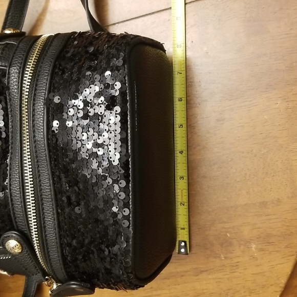 Marc New York Andrew Marc small black bookbag - Picture 15 of 16